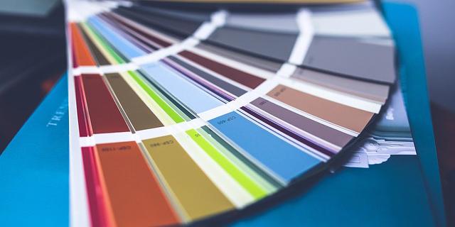pentone de couleurs pour peintures murales